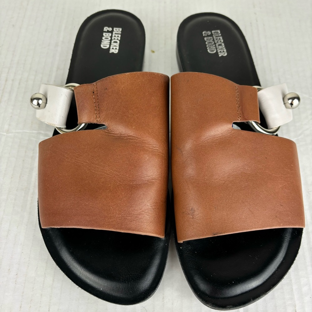 Bleecker & Bond “Regina” leather slide sandal in brown & white w/metal accent9.5